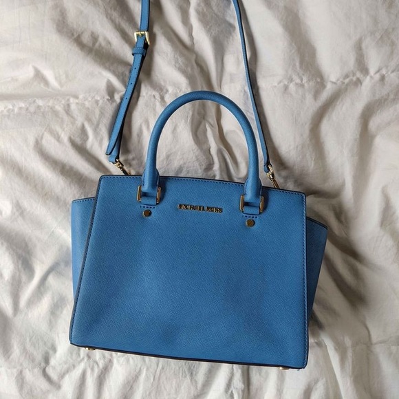 michael kors selma medium blue